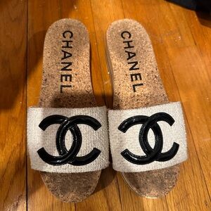 Chanel platform sandals with white tweed and black logo